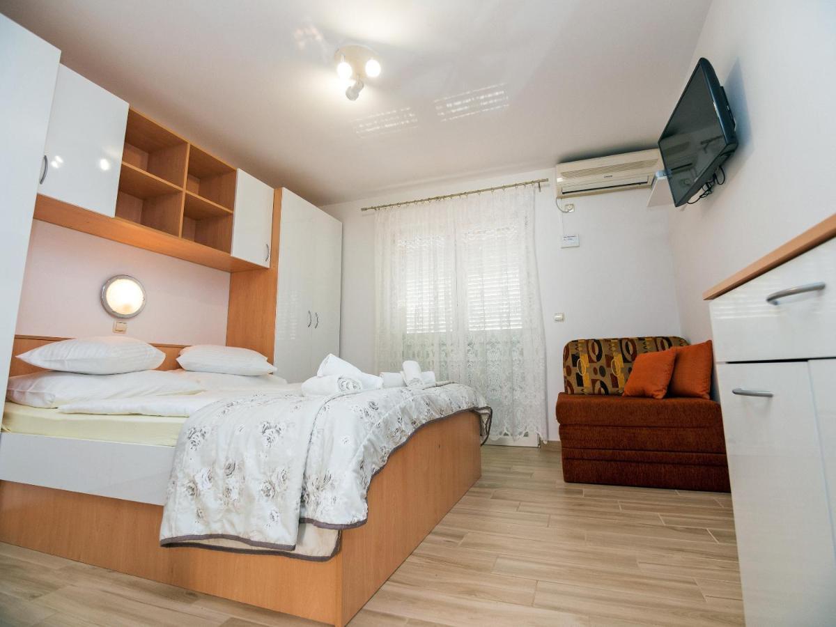 Apartments Bene Banjol Extérieur photo