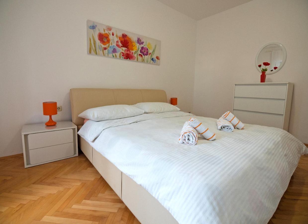 Apartments Bene Banjol Extérieur photo