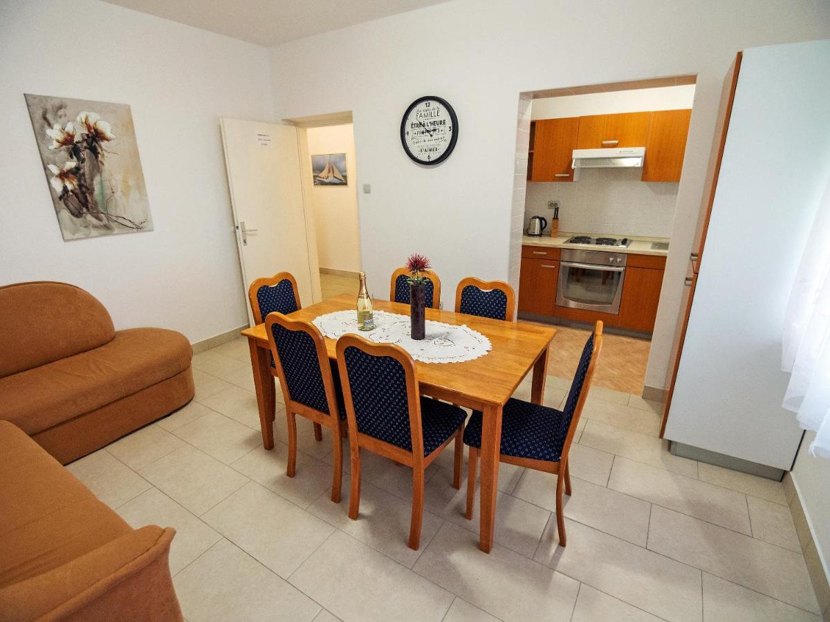 Apartments Bene Banjol Extérieur photo
