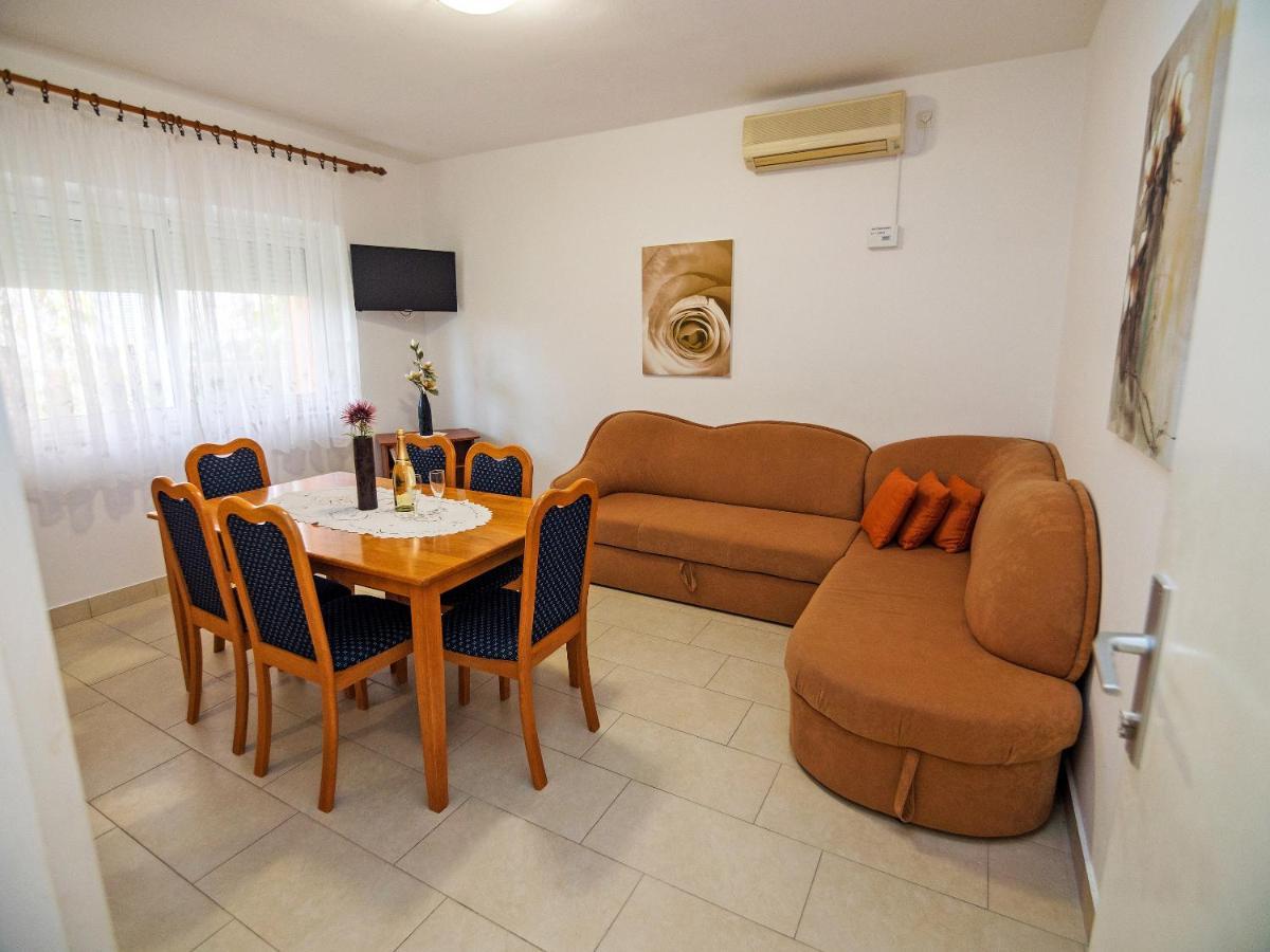Apartments Bene Banjol Extérieur photo